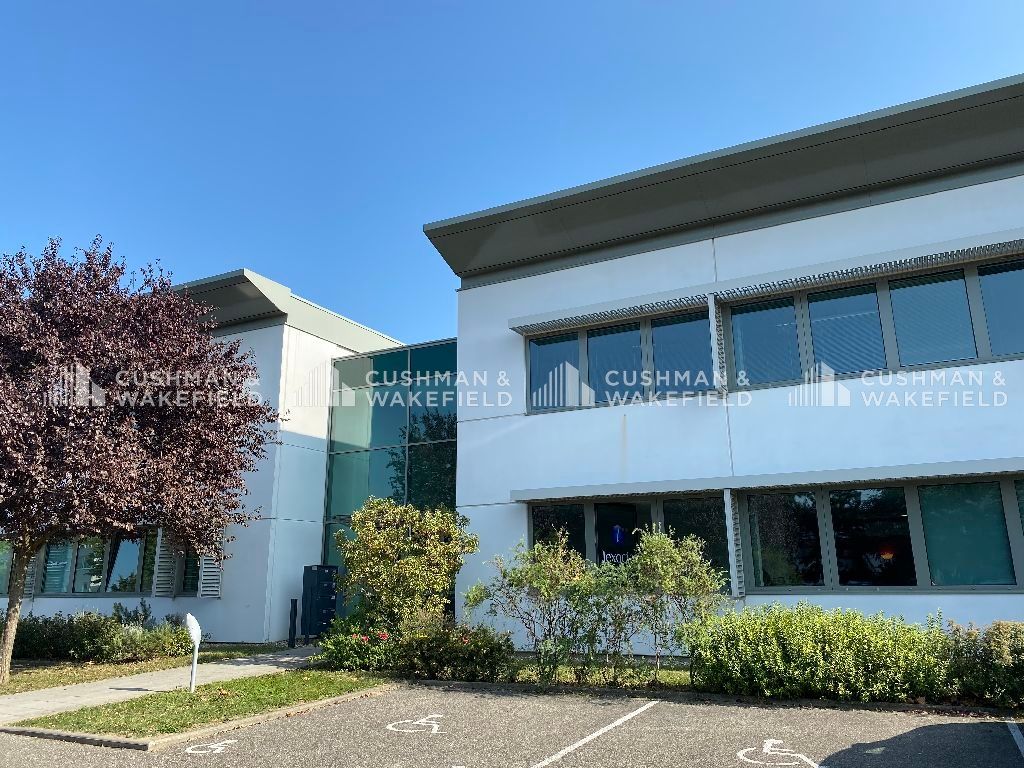 Location bureaux 620 m² non divisibles