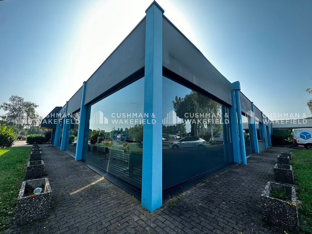 Vente activités 700 m² non divisibles