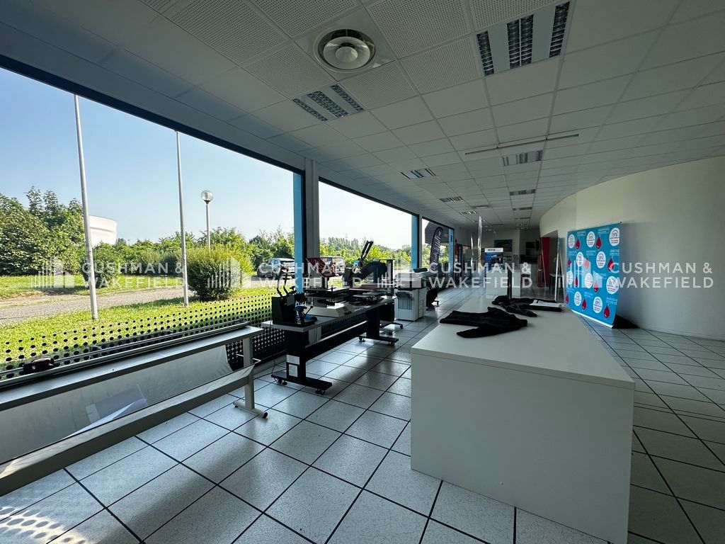 Vente activités 700 m² non divisibles