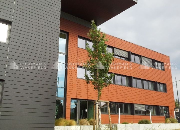 Location bureaux 303 m² divisibles à partir de 112 m²