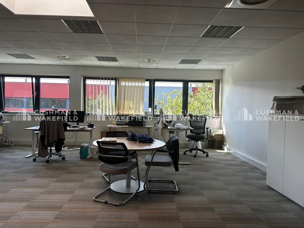 Location bureaux 124 m² non divisibles