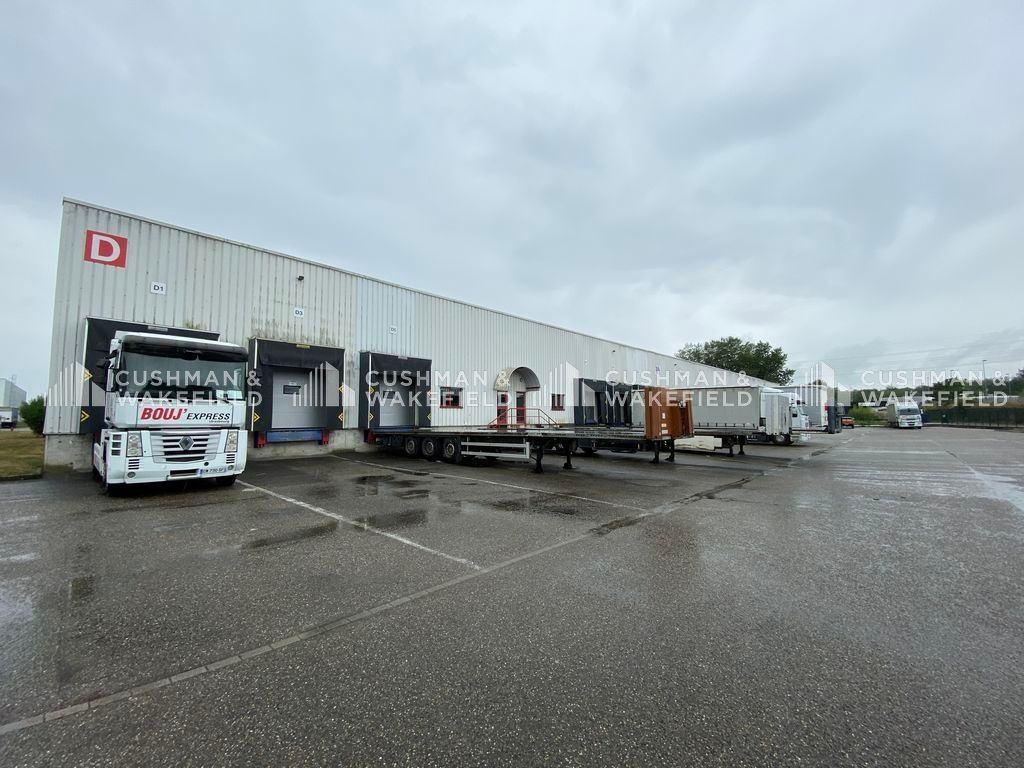 Location entrepôt 603 m² divisibles à partir de 603 m²