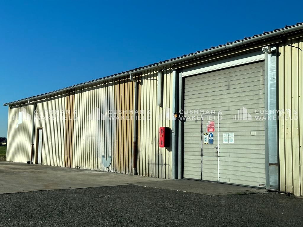 Vente activités 349 m² non divisibles