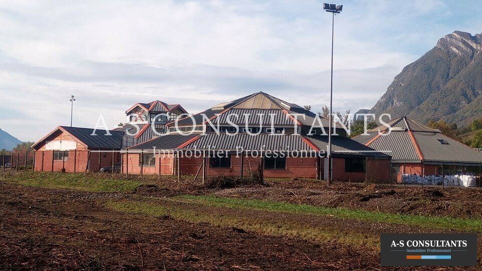 Location local commercial 120 m² non divisibles