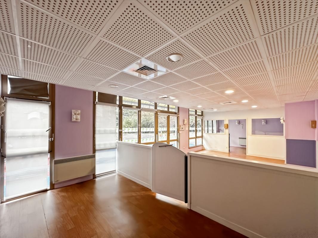 Location bureaux 366 m² non divisibles