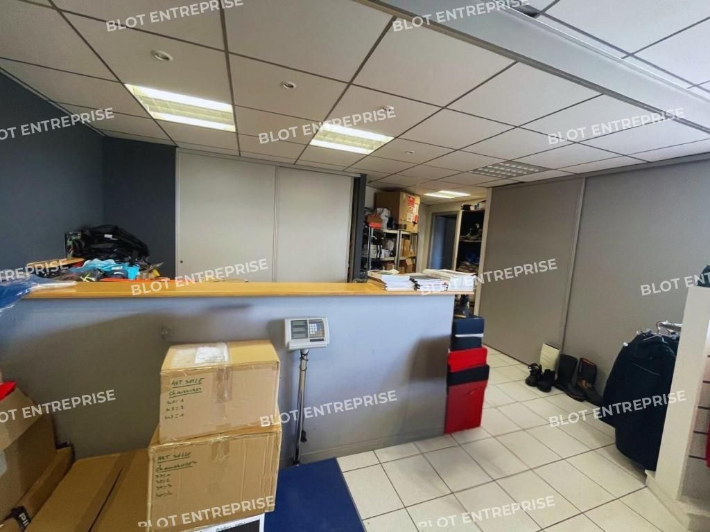 Location bureaux 100 m² non divisibles