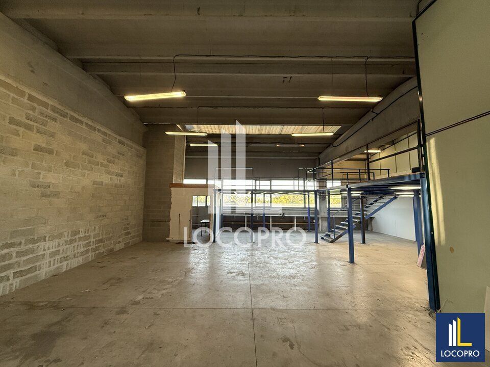 A LOUER - LOCAL D'ACTIVITÉS - 300 M2 - ANTIBES ZI 3 MOULINS 