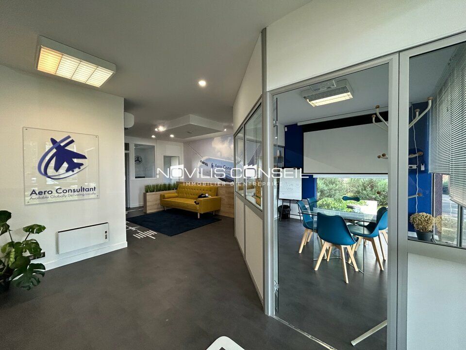 Location bureaux 100 m² non divisibles