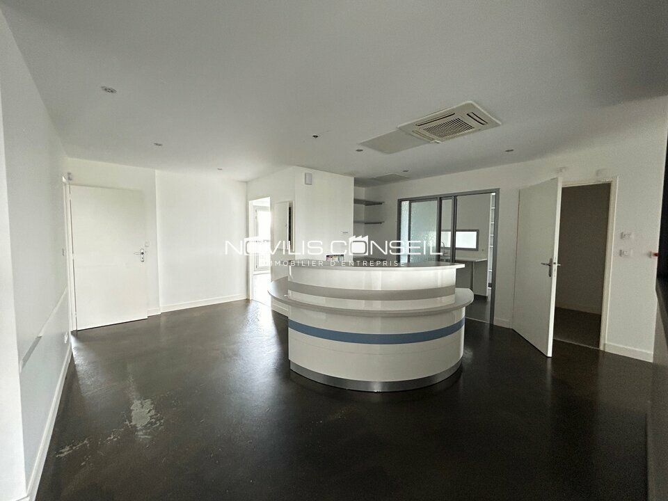 Location bureau - 126 m²