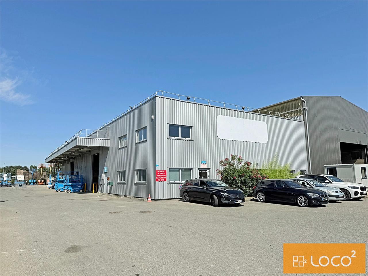 Location local 1024.00 m² à BRUGUIERES