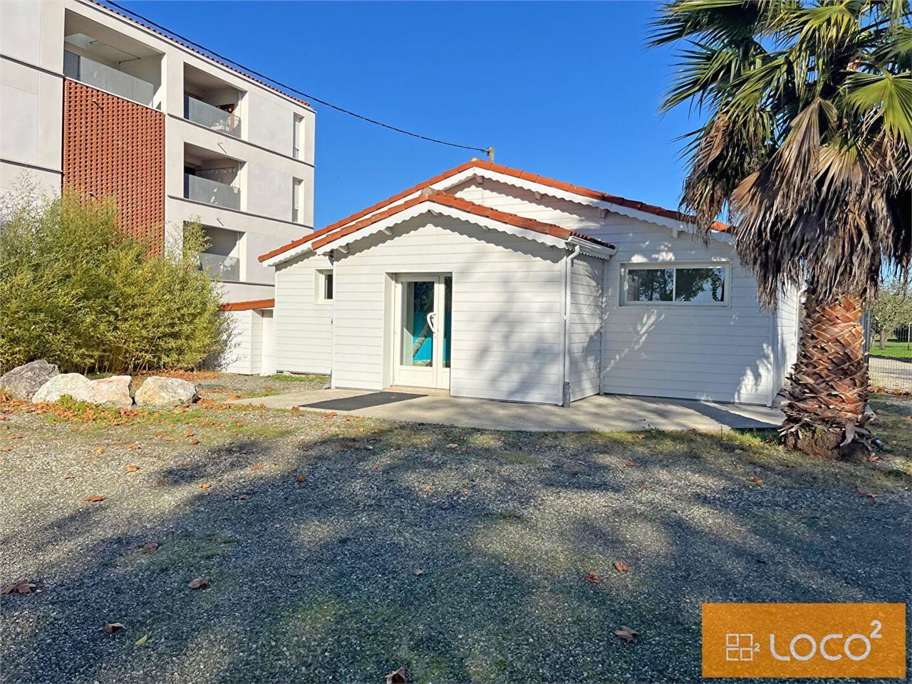 Location local commercial 120.00 m² à PIBRAC