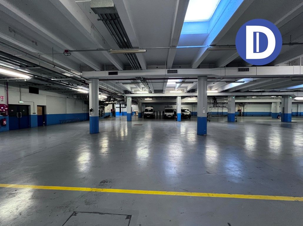 Vente activites 1336.00 m² non divisibles