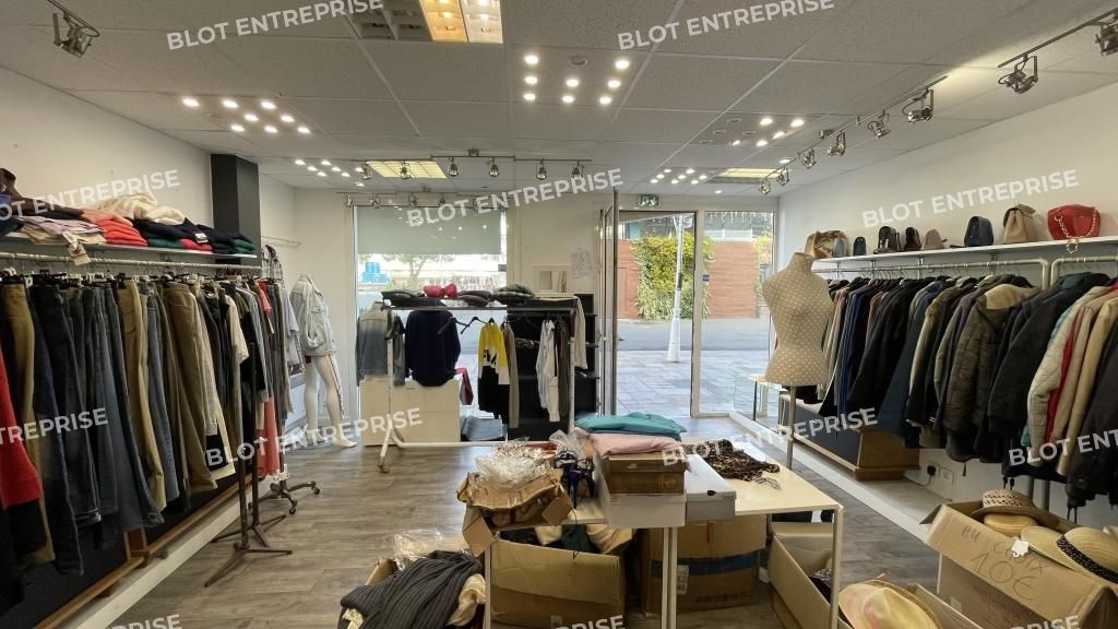 Location local commercial 36 m² non divisibles