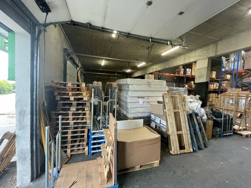 Location activité/entrepôt - 1092 m²