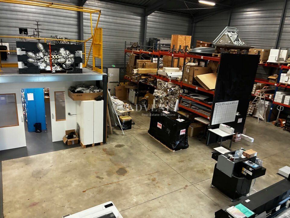 Vente local d''activites 750 m² non divisibles