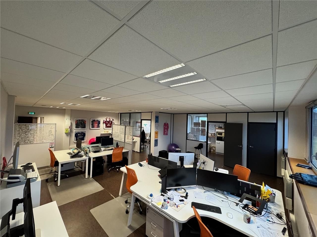 Location bureaux 86 m² à Caen