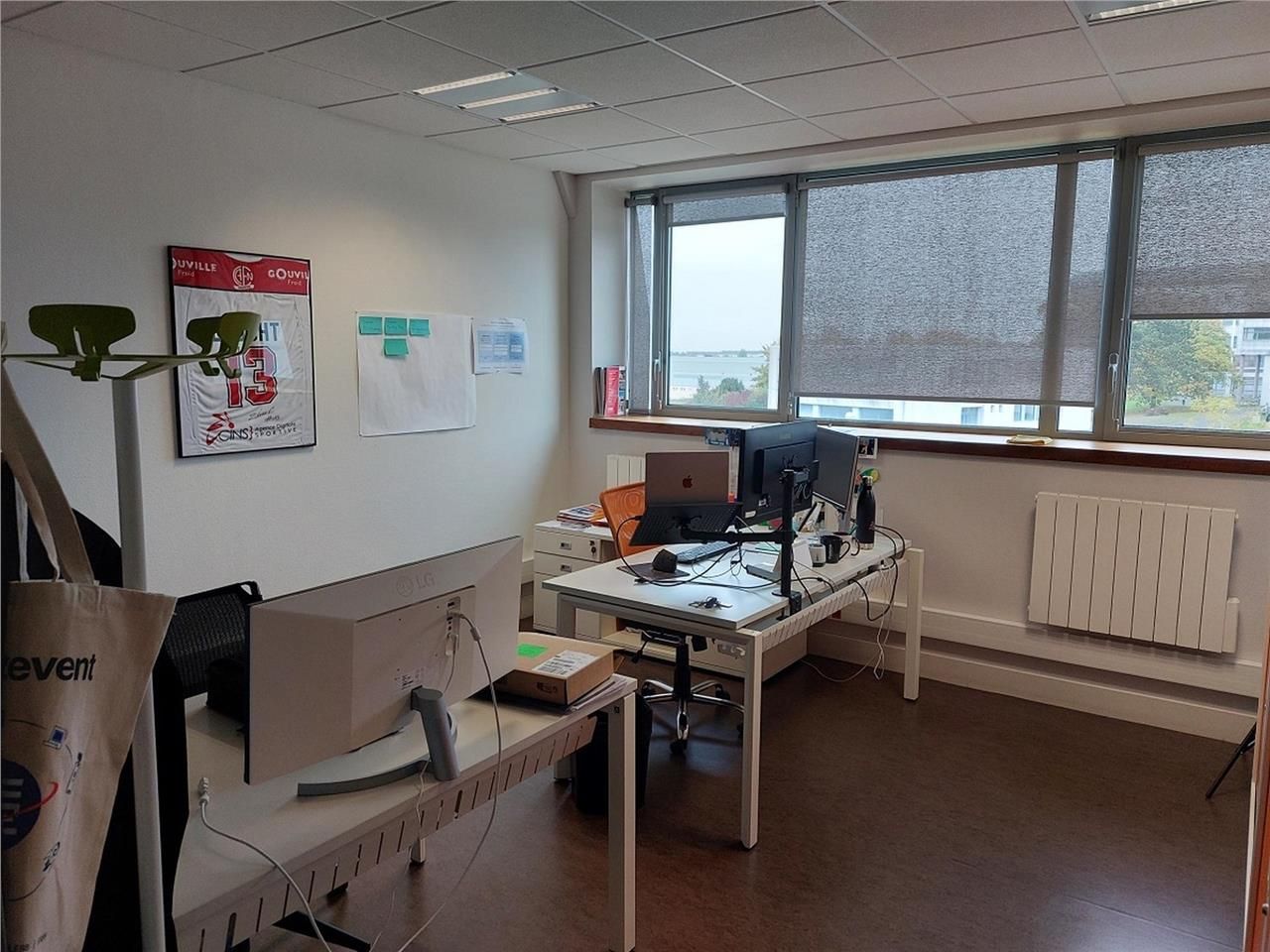 Location bureaux 86 m² à Caen