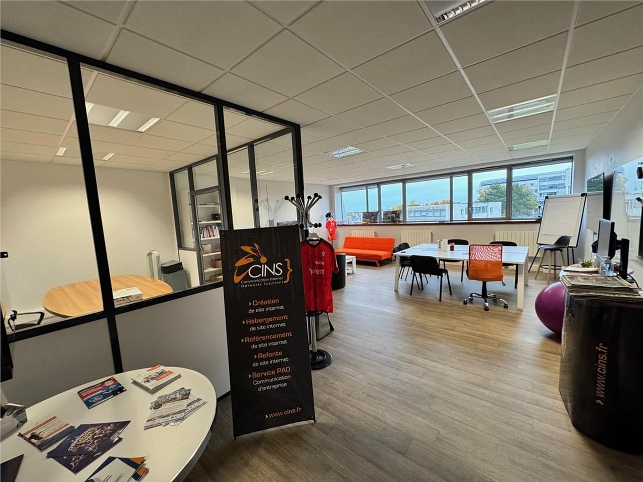 Location bureaux 52 m² à Caen