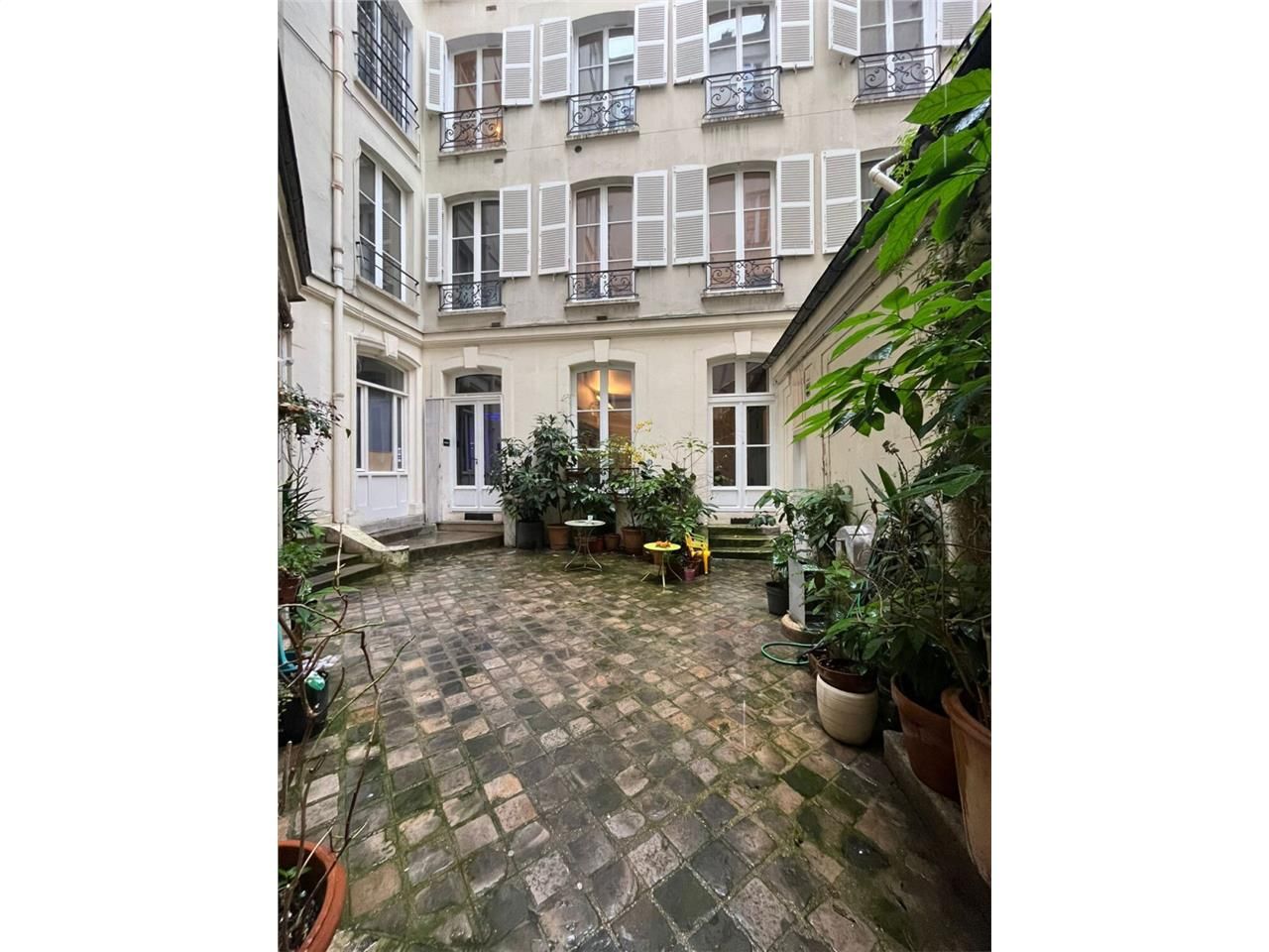 Location bureaux 98 m² à Paris