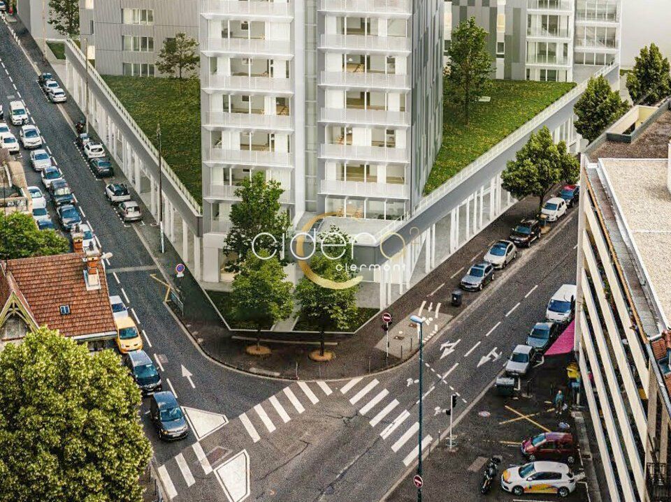 Location local commercial 1689 m² divisibles à partir de 384 m²