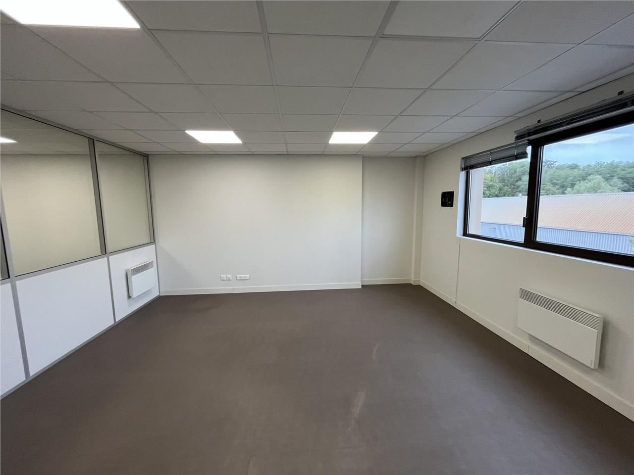 Location bureaux 145 m² à Franconville