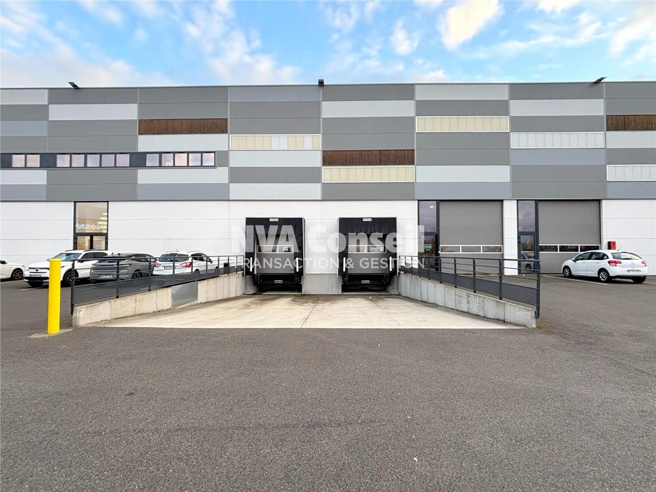 Location local d''activités 2887 m² à Neuville-sur-Oise