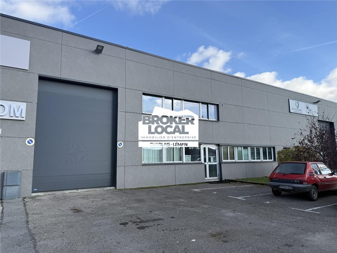 Location local d''activités 521 m² à Ville-la-Grand