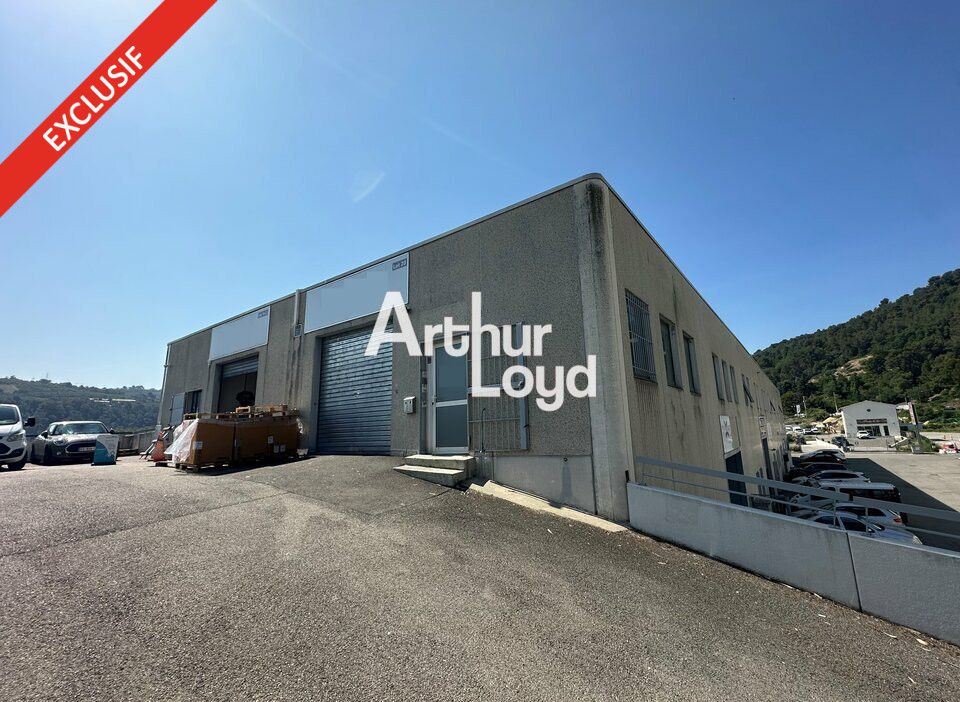 Location bureaux 256 m² non divisibles