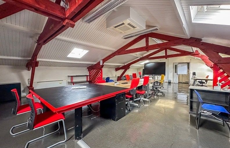 Vente bureaux 1538 m² non divisibles