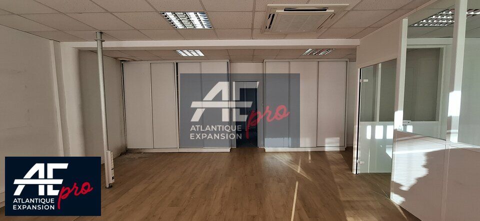 Location local commercial 85 m² non divisibles