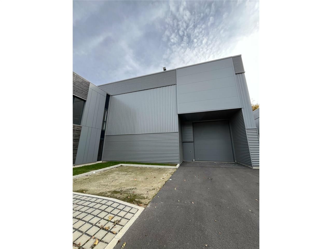 LOCAL D'ACTIVITE A LOUER