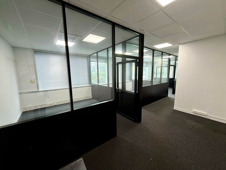 Location bureaux 100 m² non divisibles