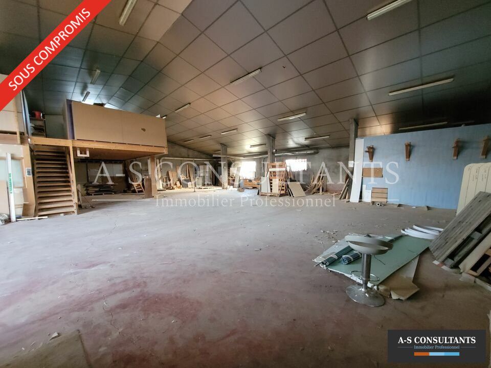 Vente local d''activites 435 m² non divisibles