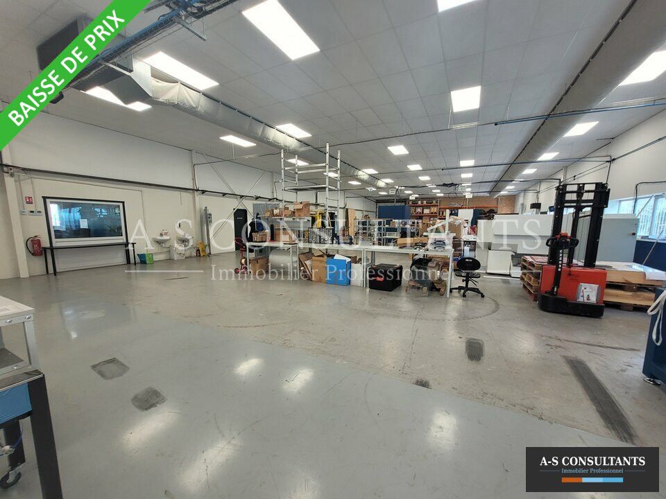 Vente local d''activites 780 m² non divisibles