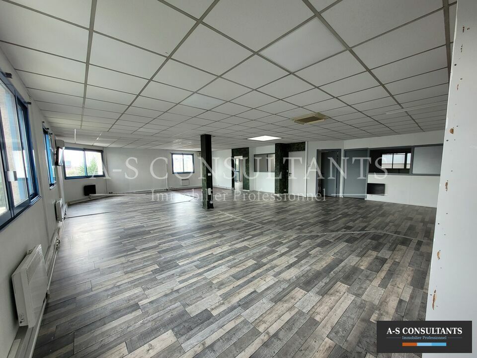 Location bureaux 290 m² non divisibles