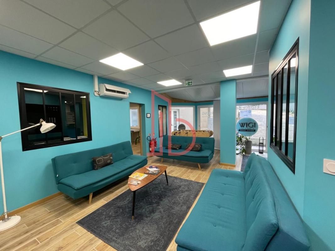 Location bureaux 327 m² non divisibles