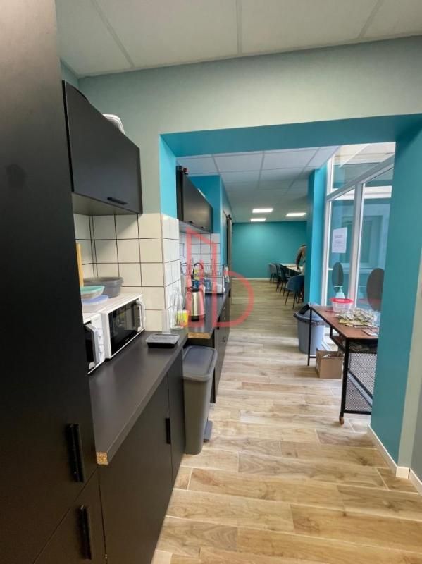 Location bureaux 327 m² non divisibles