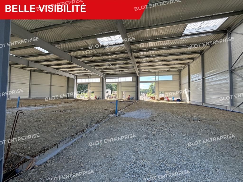 Vente entrepôts 327 m² non divisibles