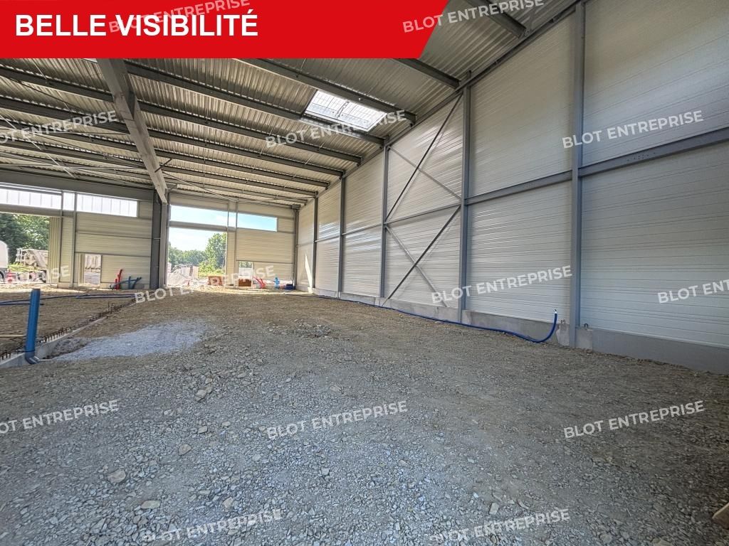 Vente entrepôts 327 m² non divisibles