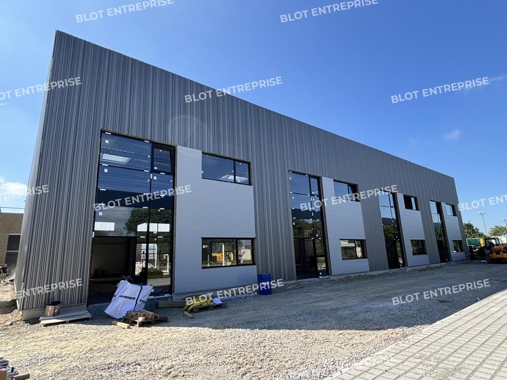Vente entrepôts 314 m² non divisibles
