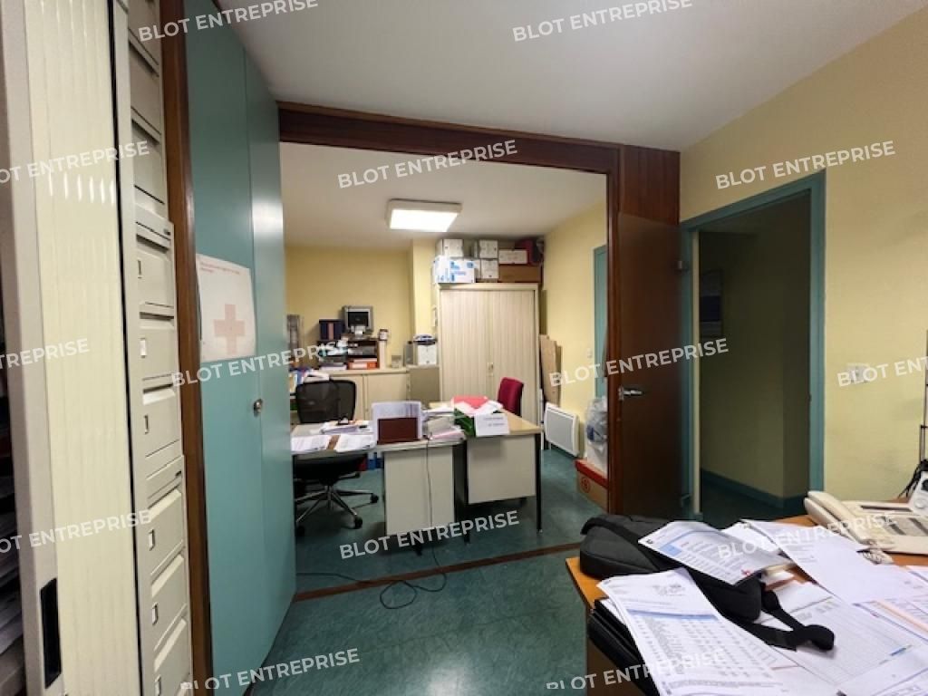 Vente bureaux 350 m² non divisibles