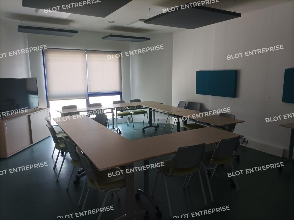 Location bureaux 478 m² non divisibles