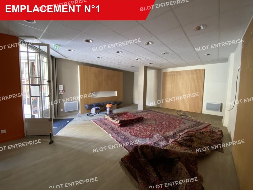 Location local commercial 48 m² non divisibles