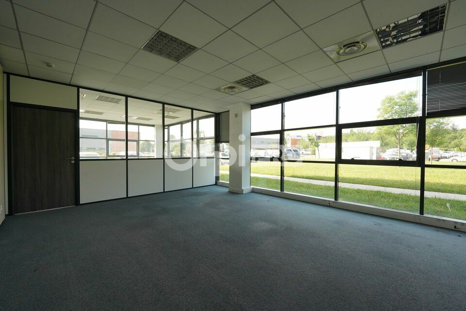 Location bureaux 180 m² non divisibles