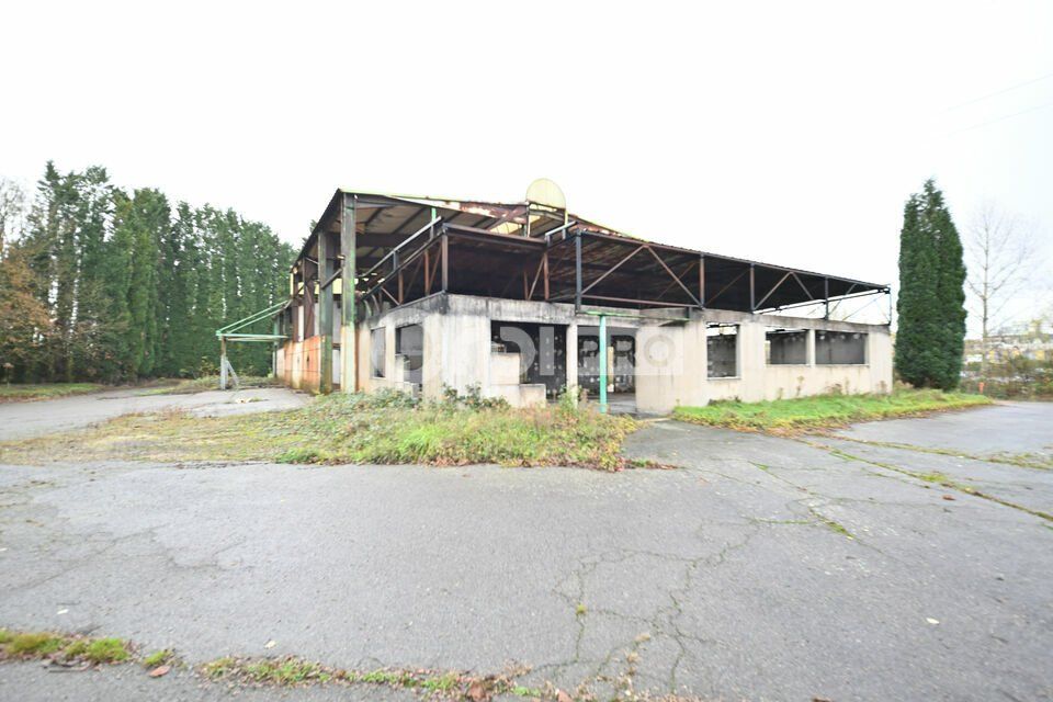 BATIMENT D'ACTIVITE A VENDRE - 782,75 m² - MONTCEAU LES MINES