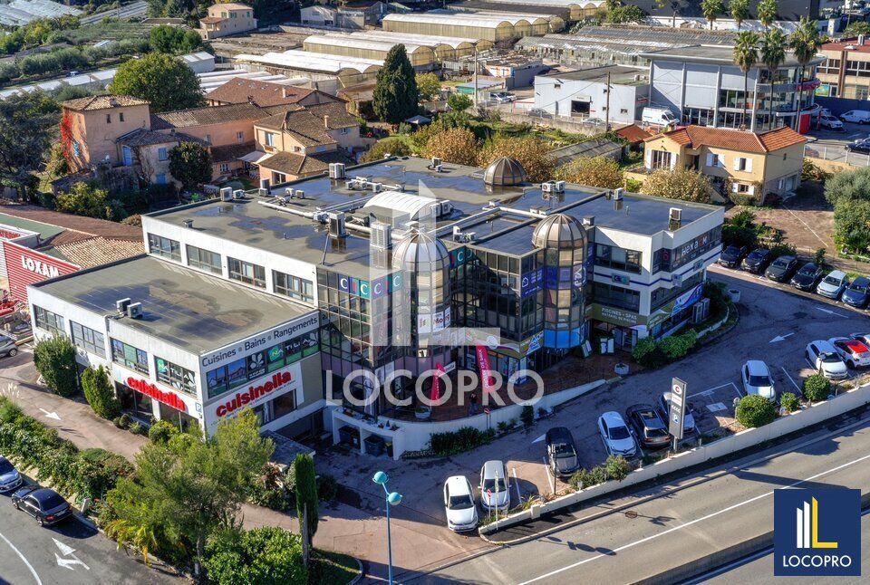 Location bureaux 167 m² divisibles à partir de 51 m²