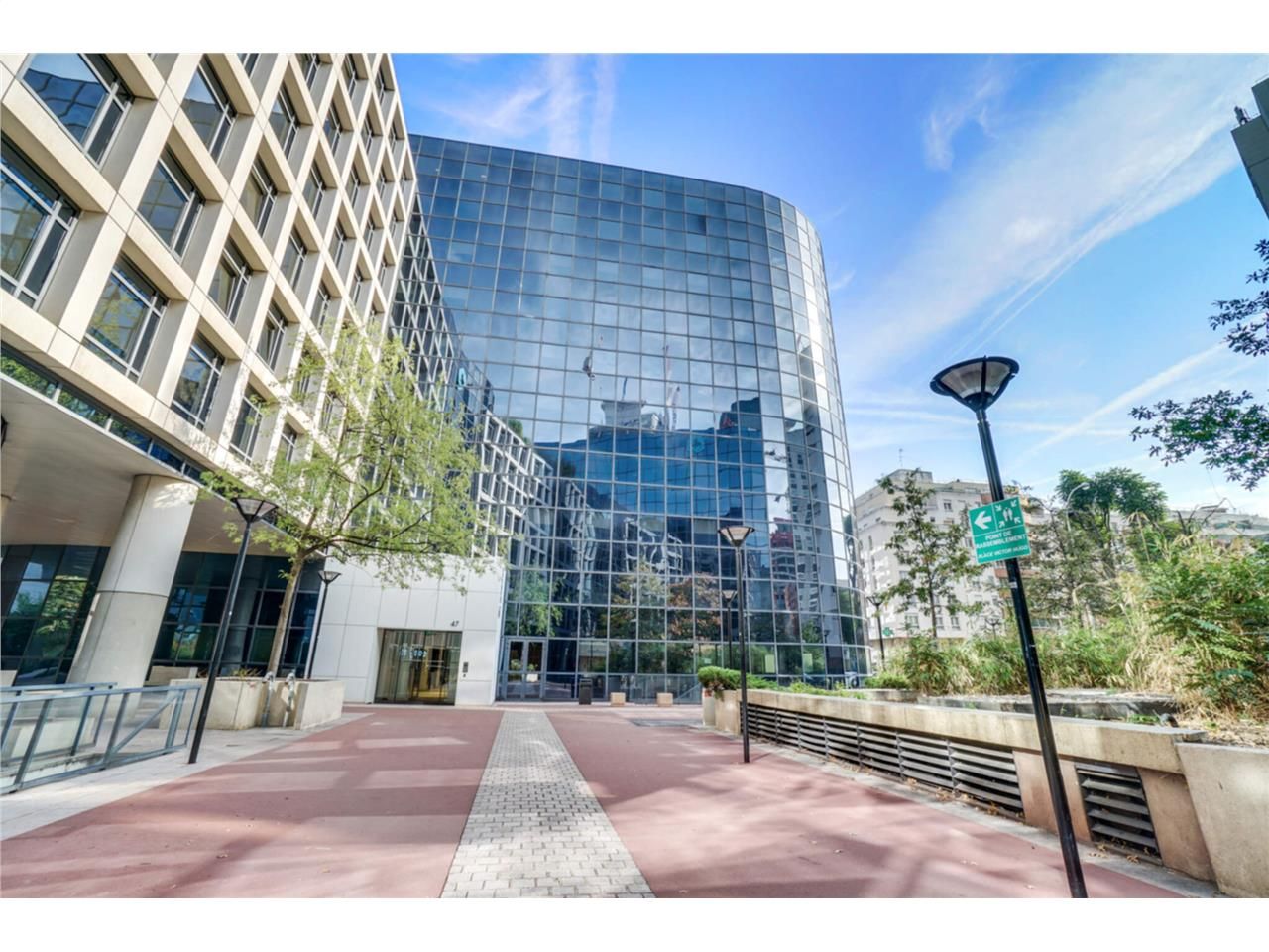 Location bureaux 423 m² non divisibles