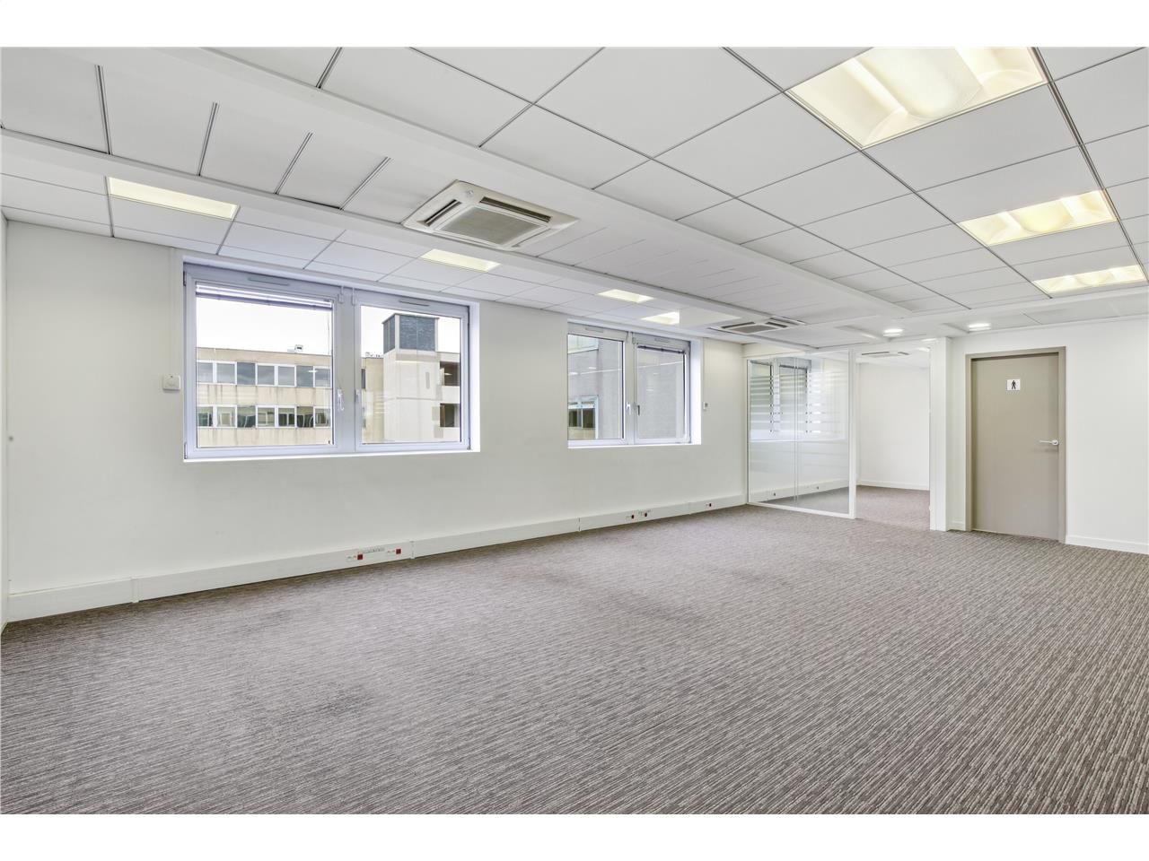 Location bureaux 269 m² non divisibles