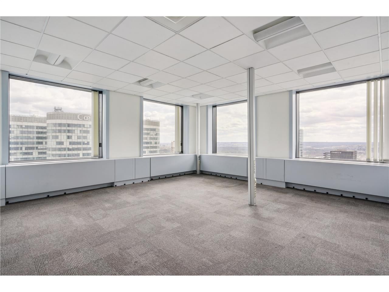 Location bureaux 1997 m² non divisibles