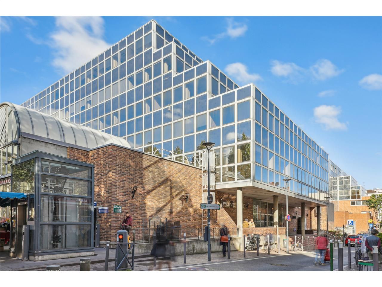 Location bureaux 900 m² non divisibles